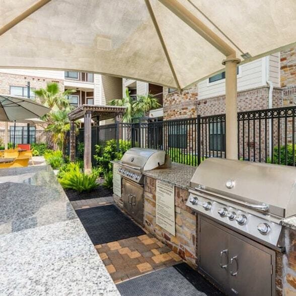 Photo - 18021 Kingsland Blvd Apartment