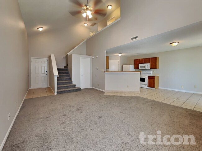 Building Photo - 1310 Kenwood Dr