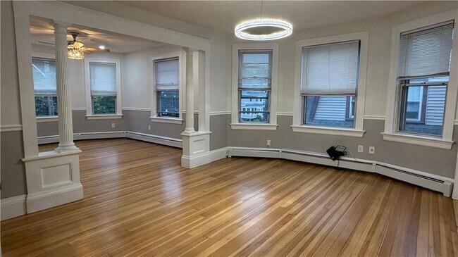 Building Photo - 78 Massasoit Ave