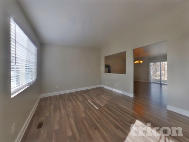 Foto del edificio - 9970 Brightridge Dr