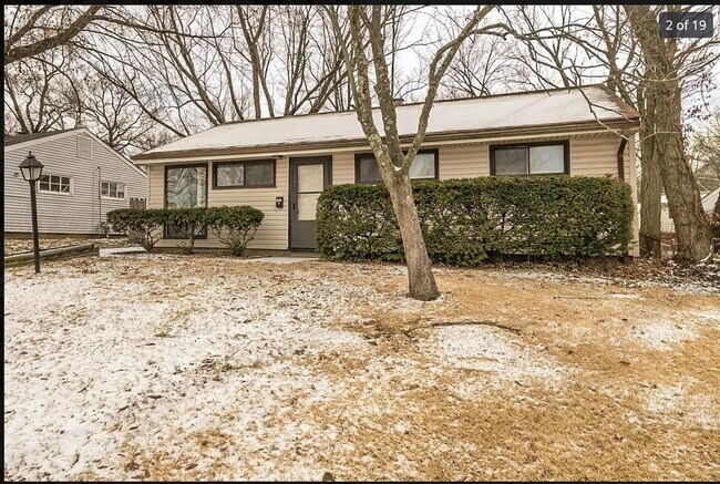 Foto del edificio - 7832 Atherstone Dr