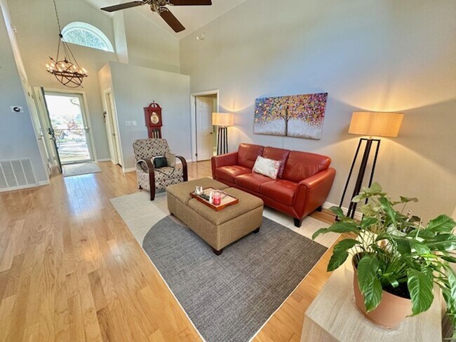 Foto del edificio - Lake Mary - 2 Bedroom, 2 Bathroom - $2,095.00