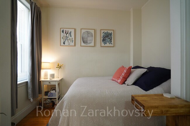 Foto del edificio - 42 Strathmore Rd