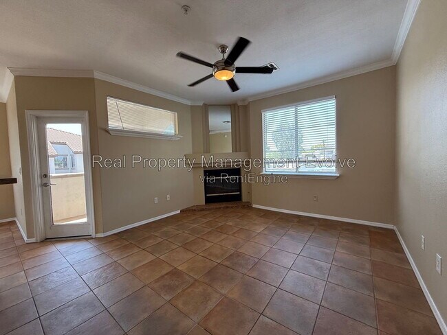 Foto del edificio - 2992 N Miller Rd