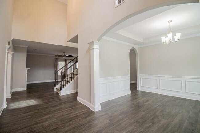 Building Photo - 7350 Psalmond Rd