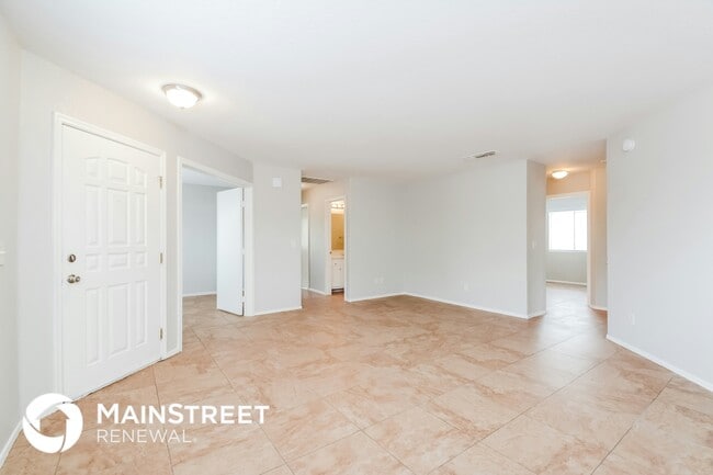Building Photo - 1483 W Flannery Pl