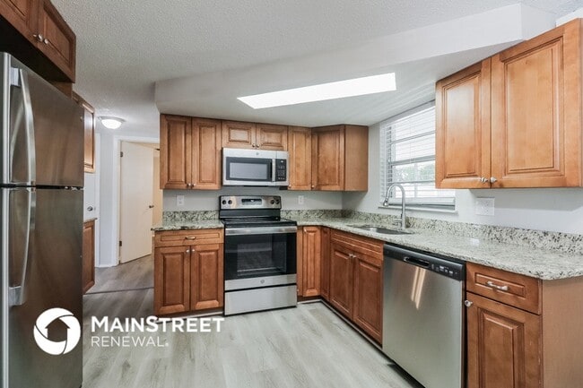 Building Photo - 7224 Parrot Dr