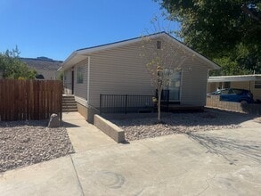 Building Photo - 580 S 100 E