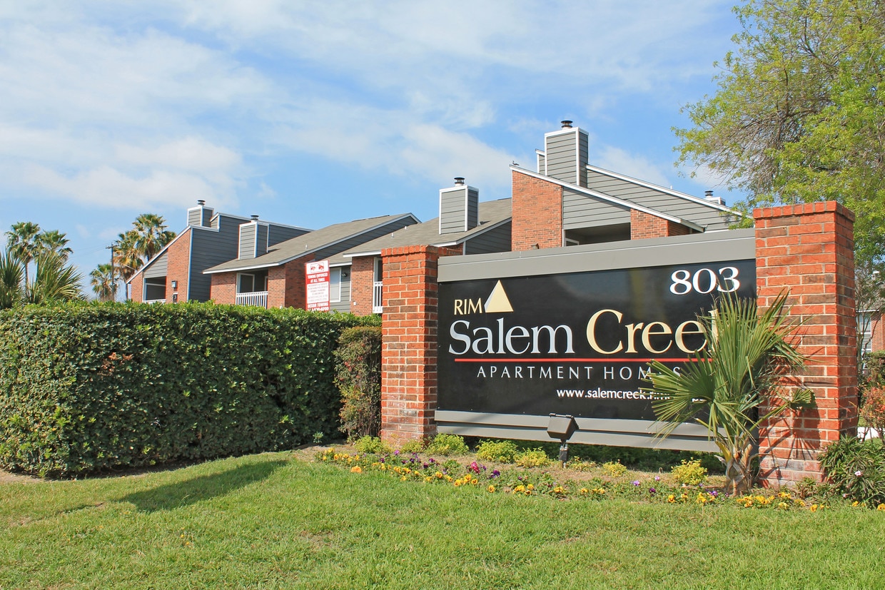 Primary Photo - Salem Creek Apartment Homes
