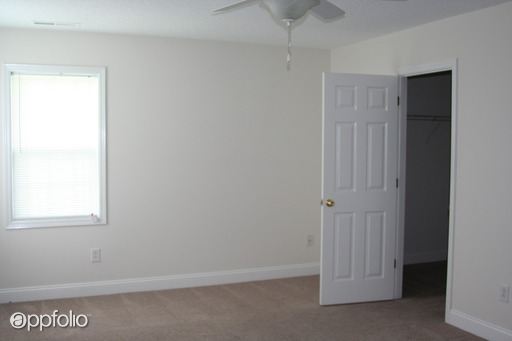 Building Photo - 202 Attmore Dr