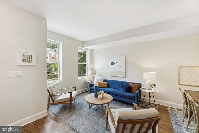 Foto del edificio - 1305 C St NE