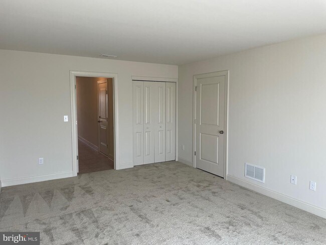 Foto del edificio - 1434 Carrick Ct