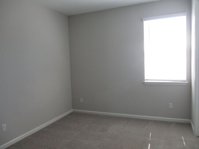 Building Photo - 3499 Headland Way