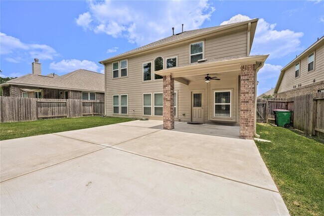 Foto del edificio - 26024 Brixham Oaks Dr