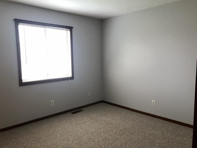 Foto del edificio - 2708 Randall Ave NW