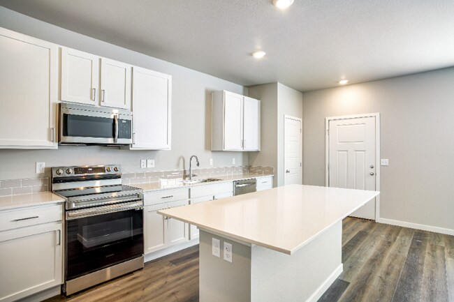 Foto del edificio - 337 Molinar St