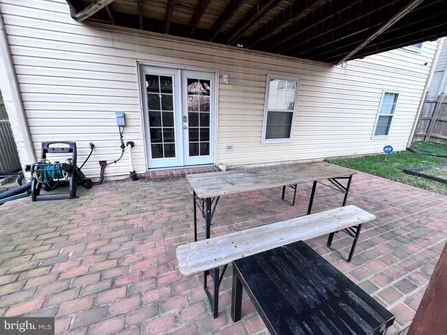 Building Photo - 2847 Linden Knoll Ct