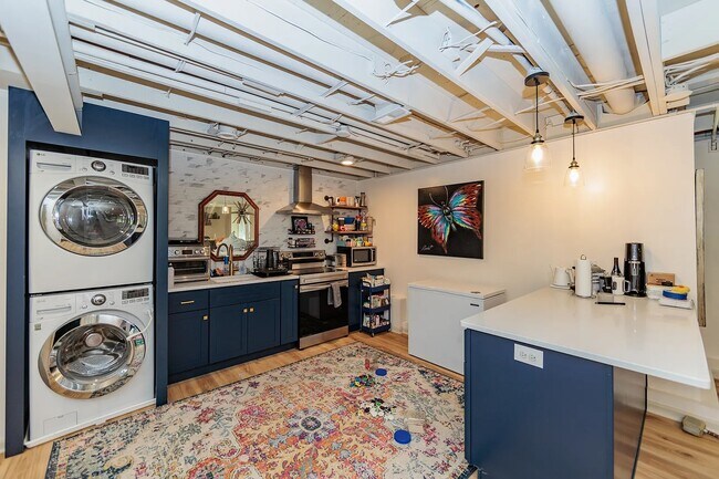 Foto del edificio - 8420 Timber Trl