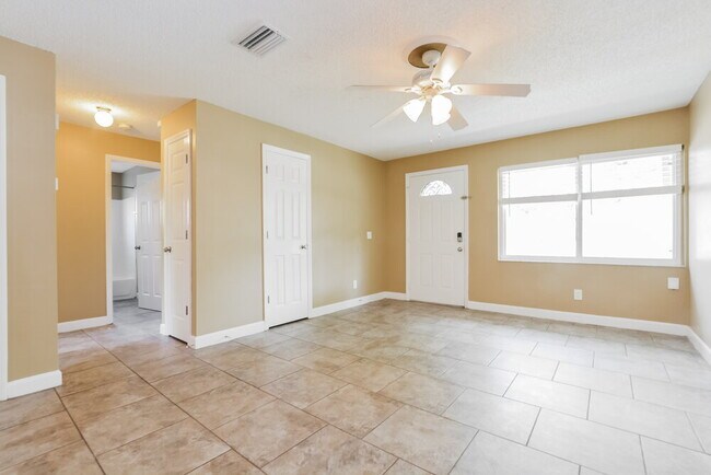 Foto del edificio - 1264 Croftwood Dr