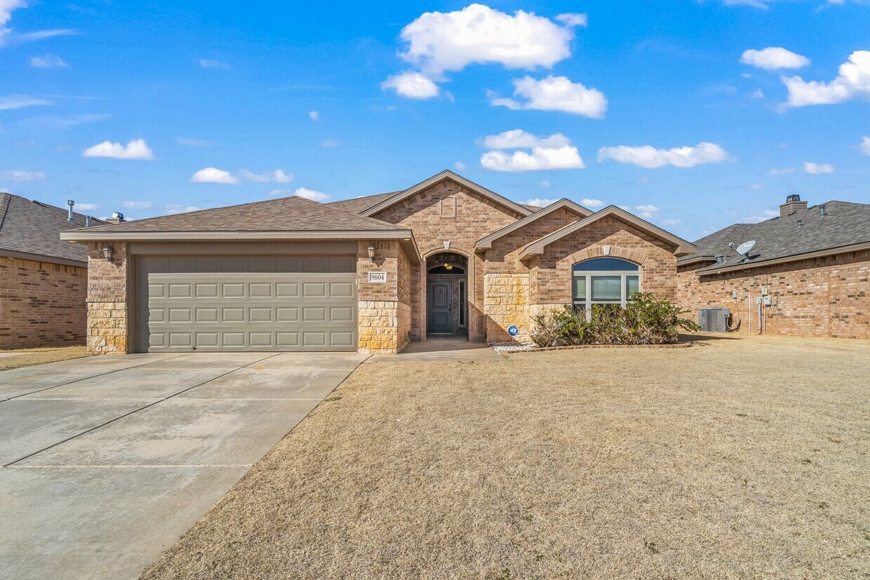 Primary Photo - Beautiful 4/3/2 in Frenship ISD