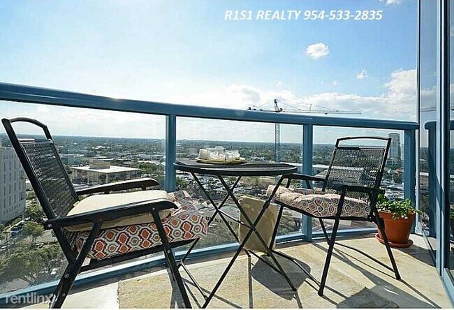 1 br, 1 bath Condo - 333 Las Olas Way xxx photo'