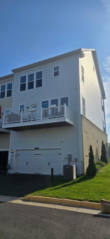 Building Photo - 17137 Branched Oak Rd