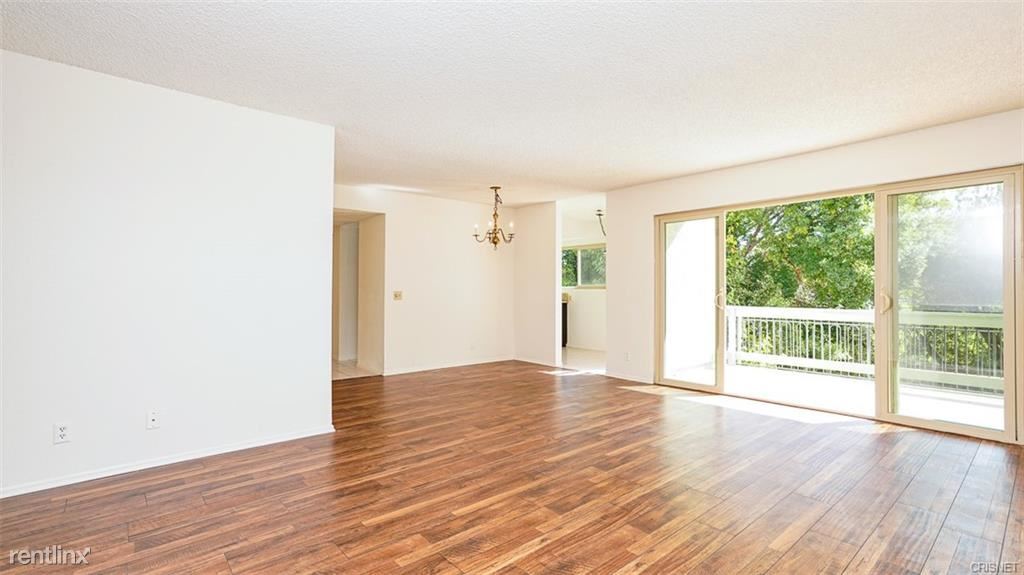 Building Photo - 4742 Park Granada