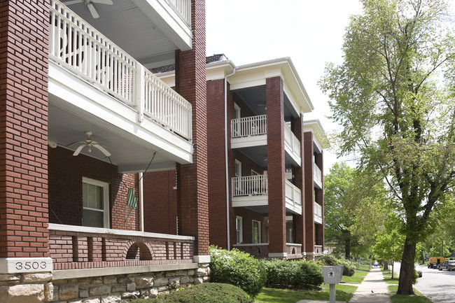 Foto del edificio - Valentine Neighborhood Apartments