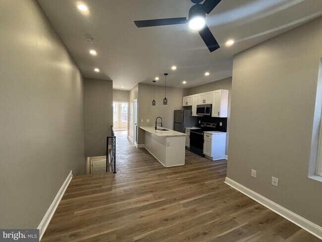 Foto del edificio - 1451 W Loudon St