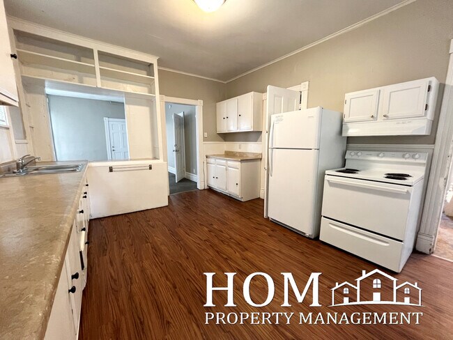 Foto del edificio - 229 Center St