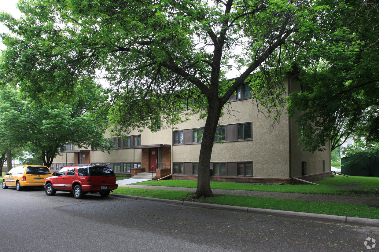 Building Photo - Mayfair Apartments