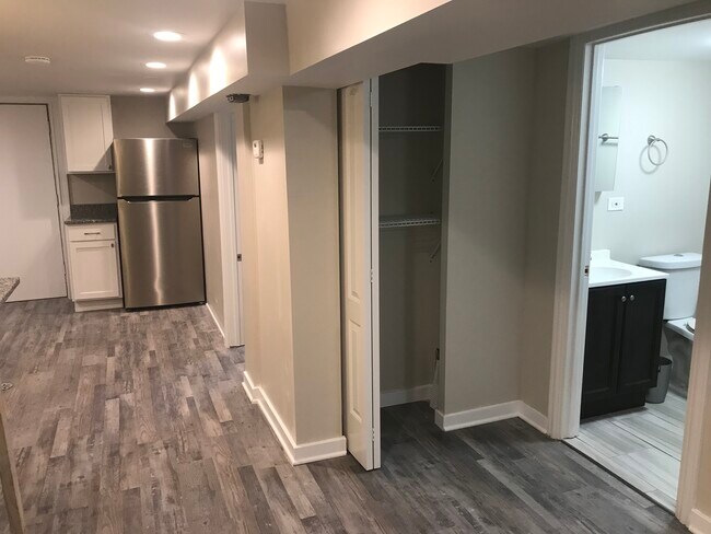 Entrance to bathroom with linen closet - 7924 South Champlain Avenue