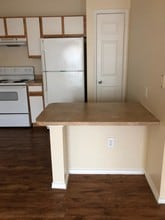 A1 Kitchen - Legacy Oaks Apartments