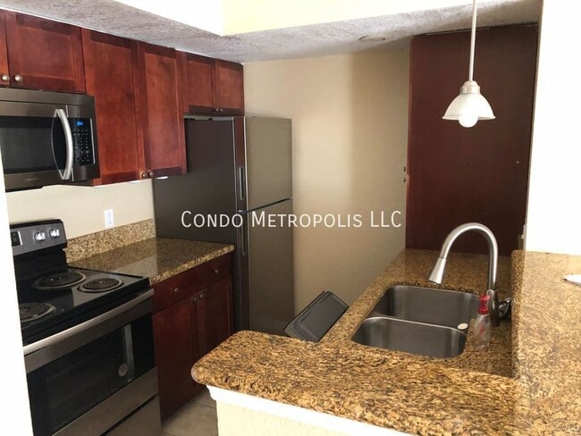 Foto del edificio - 5128 Conroy Rd