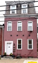 Building Photo - 139 17
