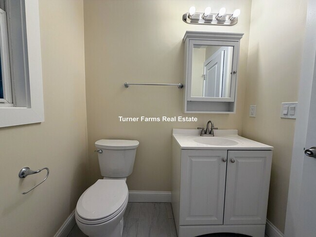 Foto del edificio - 5 Lowell Cir