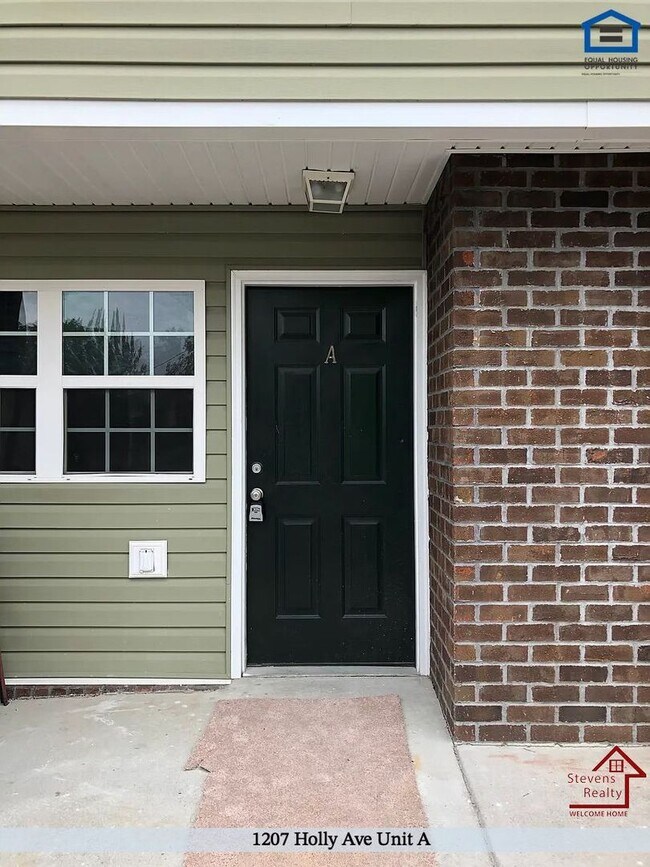 Foto del edificio - 1207 Holly Ave