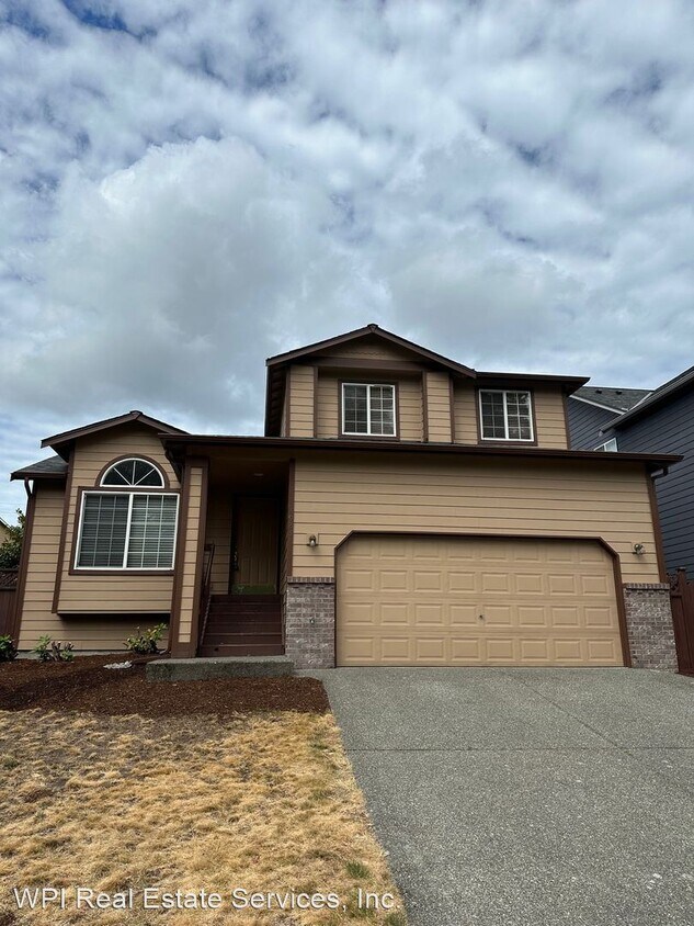 Foto principal - 4 br, 2.5 bath House - 1923 Redmond Ave. NE