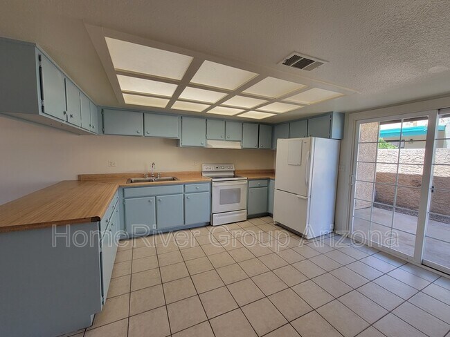 Foto del edificio - 18238 N 41st St