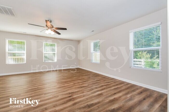 Foto del edificio - 138 Arrowhead Dr