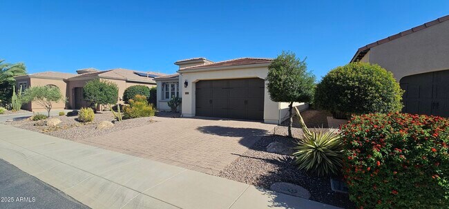 Building Photo - 1674 E Azafran Trail