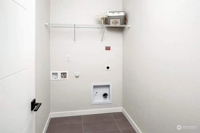 Building Photo - 17347 90th Dr NE