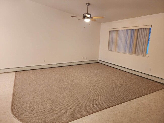 Building Photo - 803 Turner Dr