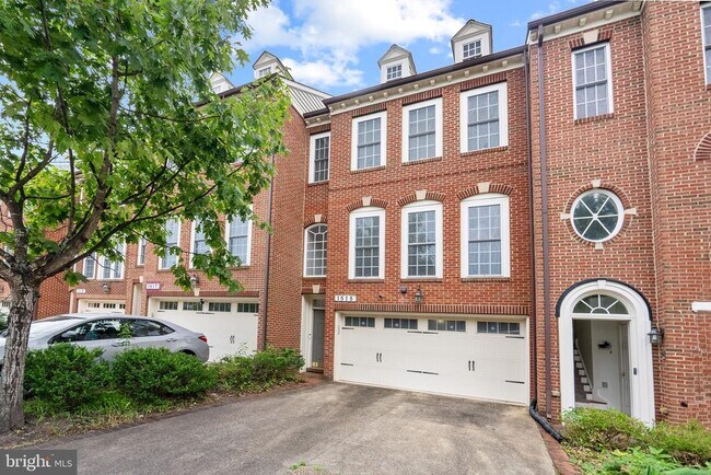 Foto del edificio - 1515 Regent Manor Ct