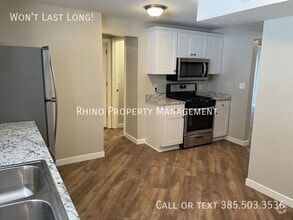 Building Photo - 359 N 400 E