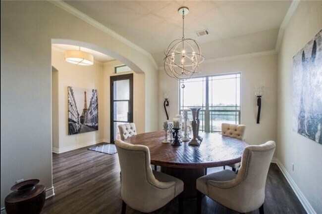 Foto del edificio - 1231 Hawthorne Loop