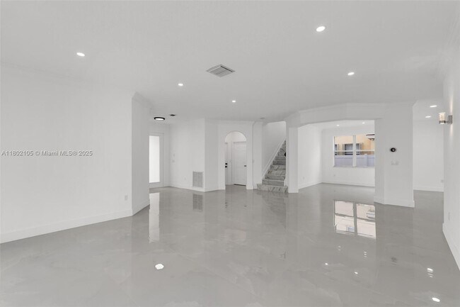 Foto del edificio - 15699 SW 54th Ct
