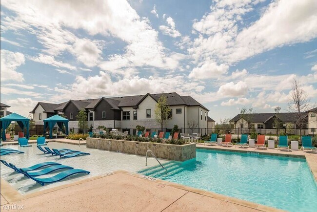 Foto del edificio - 3 br, 2 bath Condo - 16760 Ronald Reagan B...