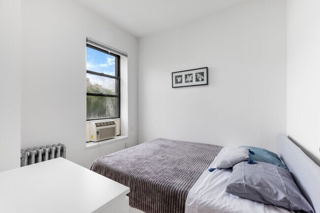 Foto del edificio - 321 E 116th St