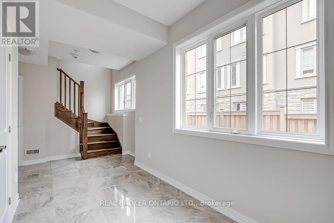 Building Photo - 2305 Natasha Cir